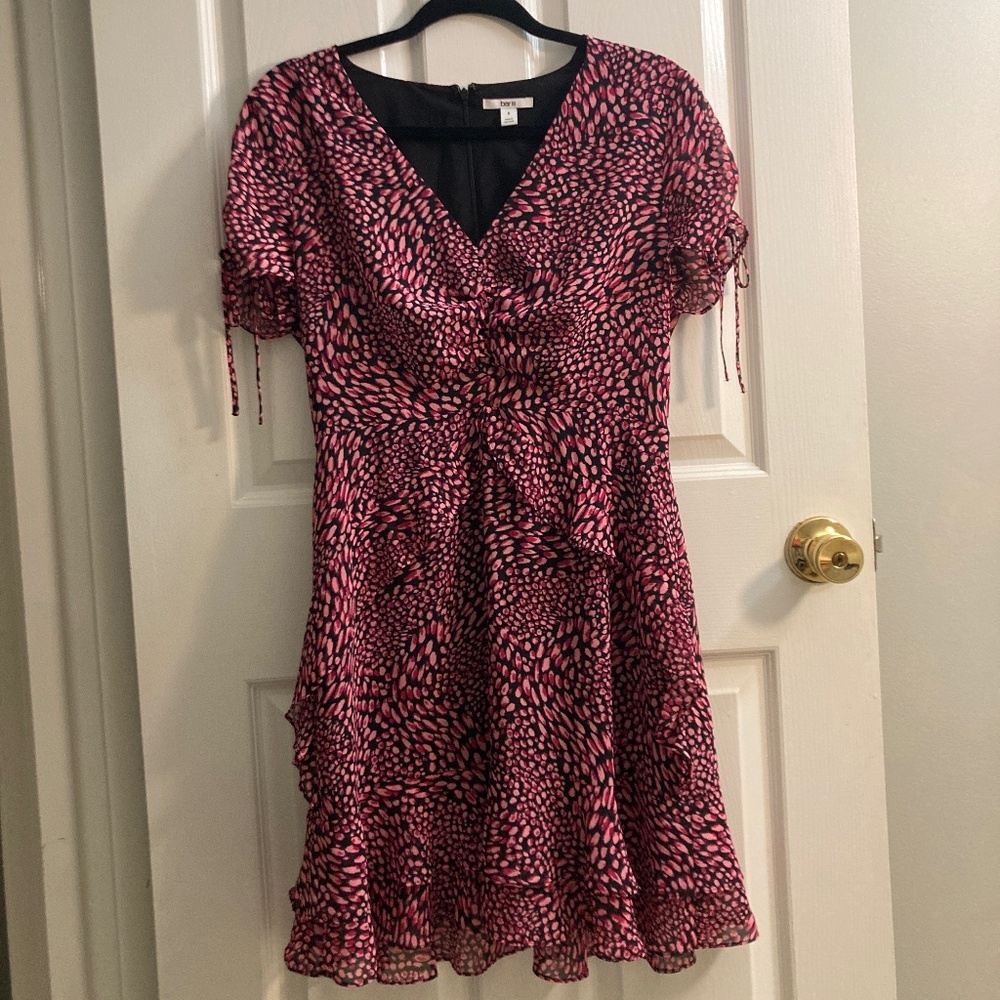 *NEW* Bar III Pink V-Neck Print Dress